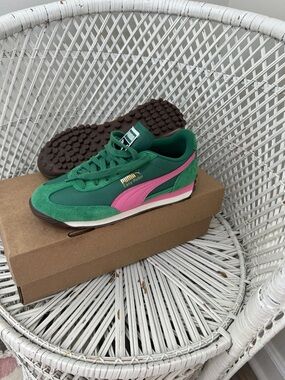 Puma Easy Rider Green with Pink Formstrip Sneakers